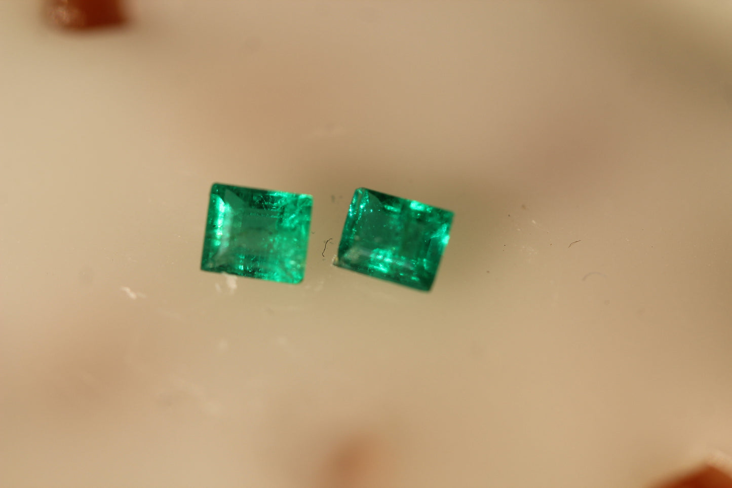 loose emerald pair 