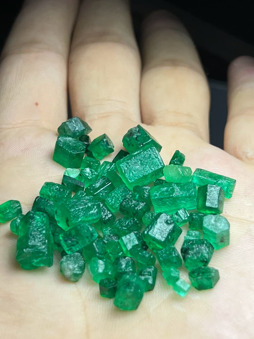 Buy This Facet Grade Emerald Crstal