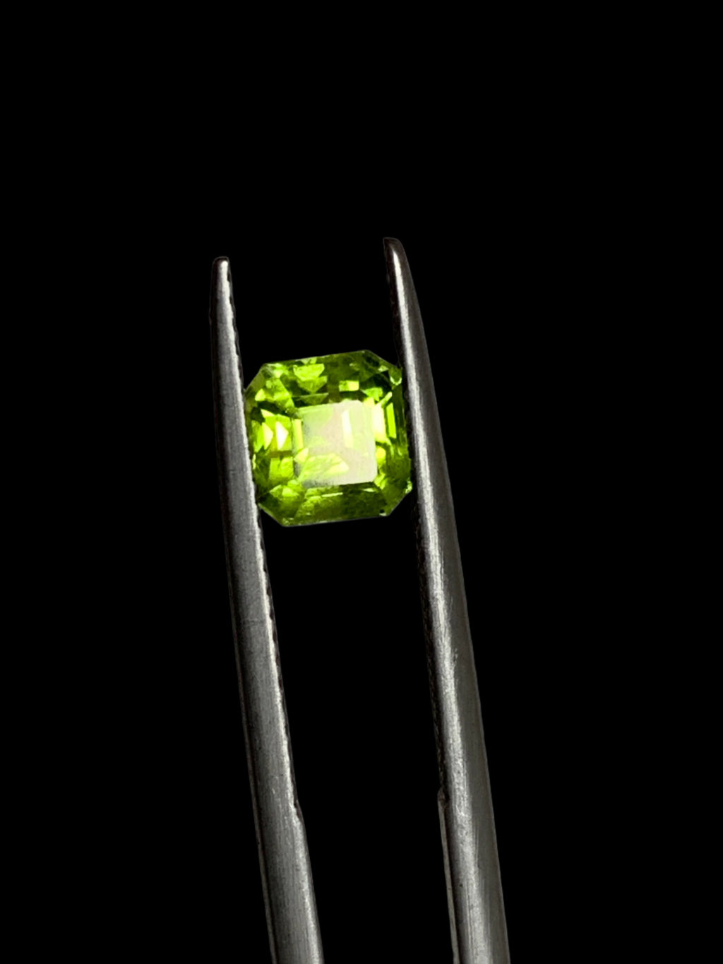 1.6 Carat Cushion Cut Green Peridot Loose Stone