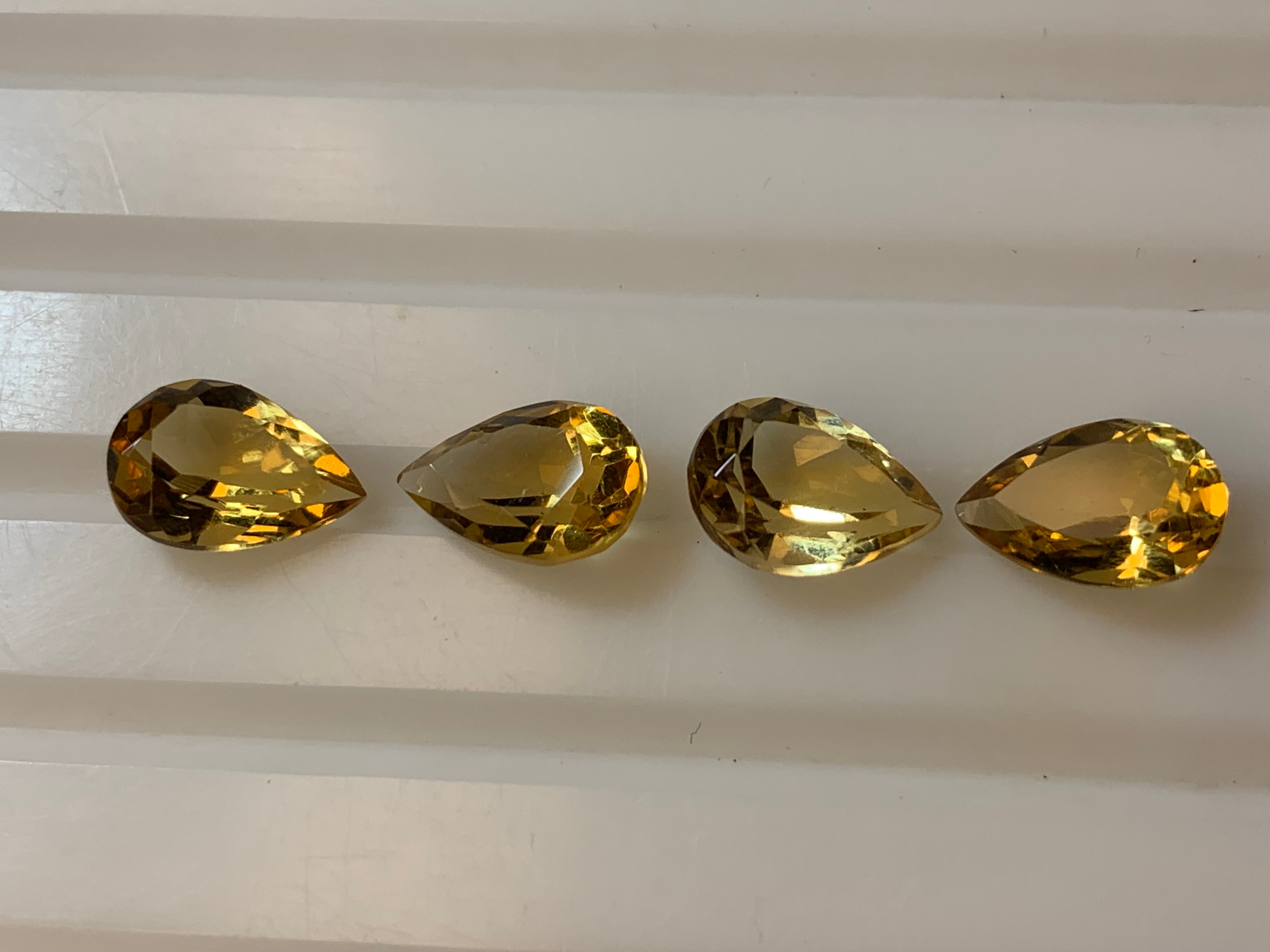 6.81 carat Loose Citrin 2pairs ,,4 stones