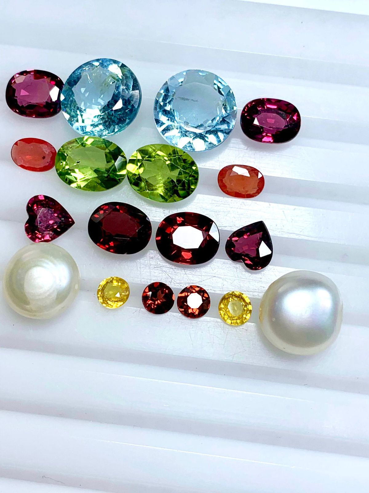 Faceted gem mix