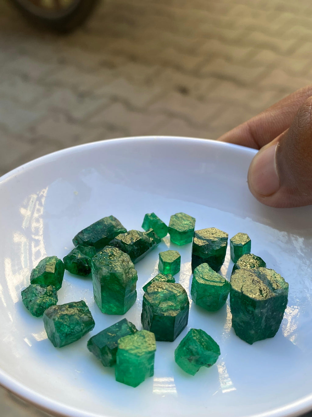Raw Swat emerald