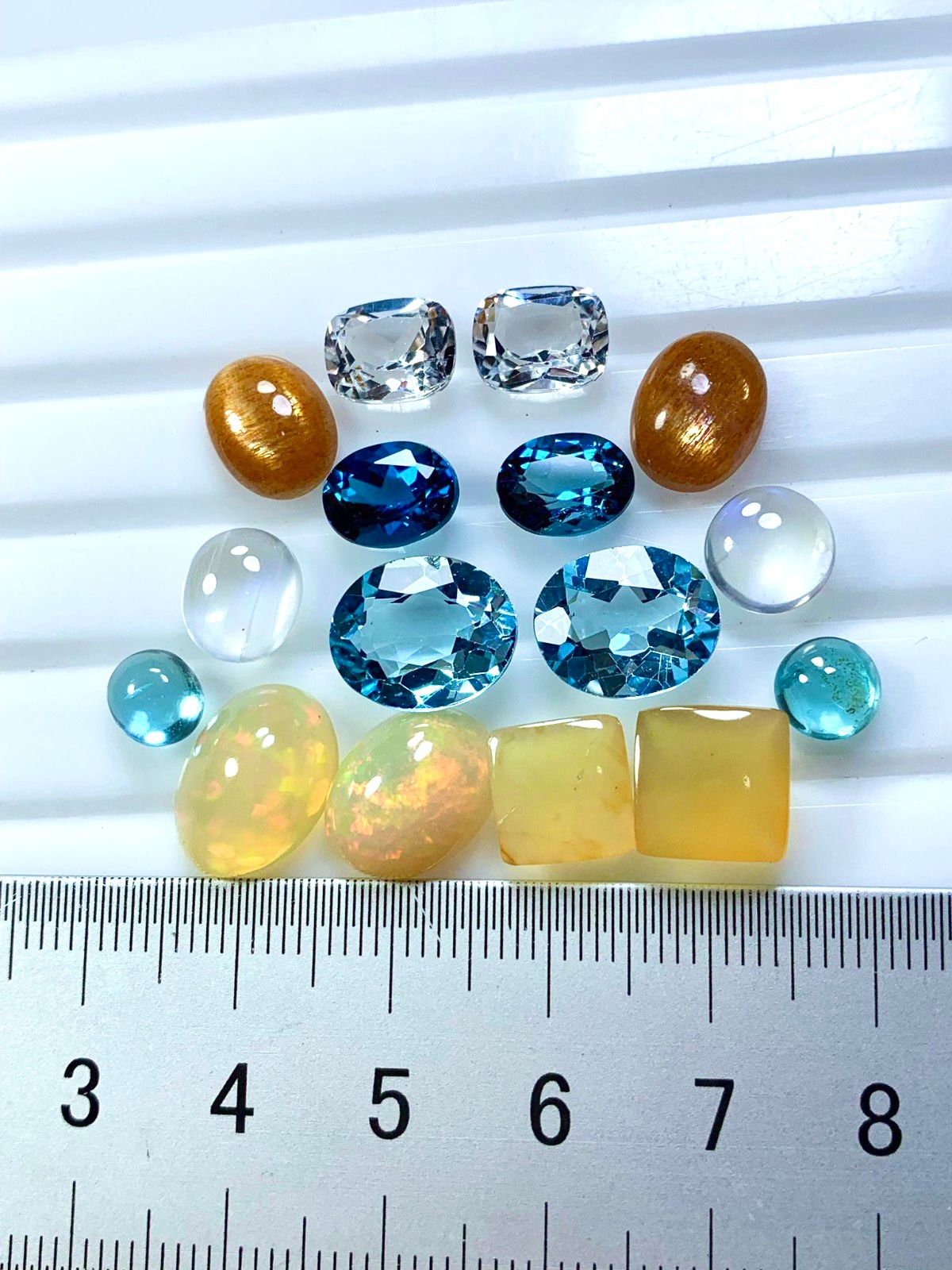 Natural gem lot