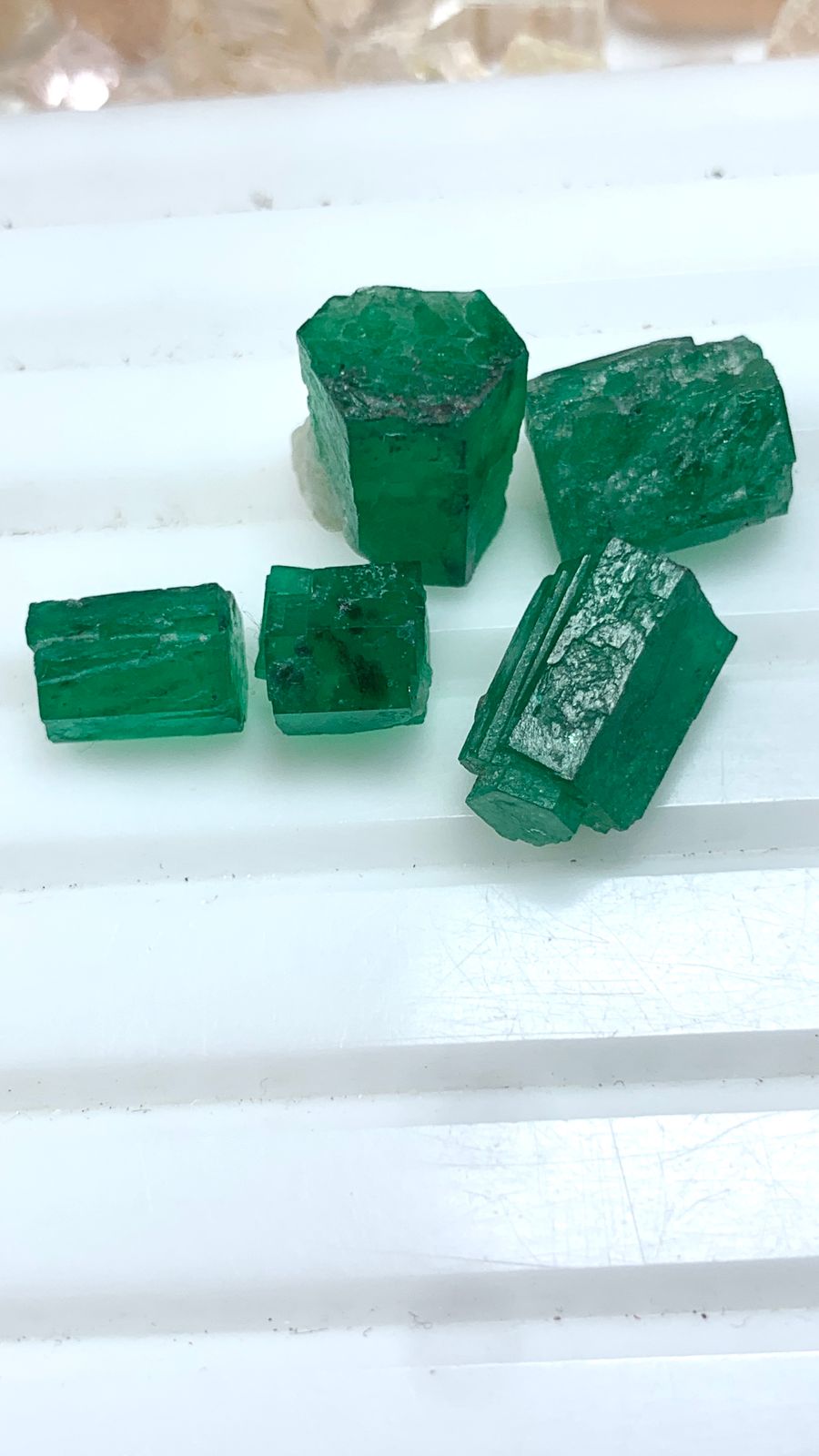 emerald rough for faceting