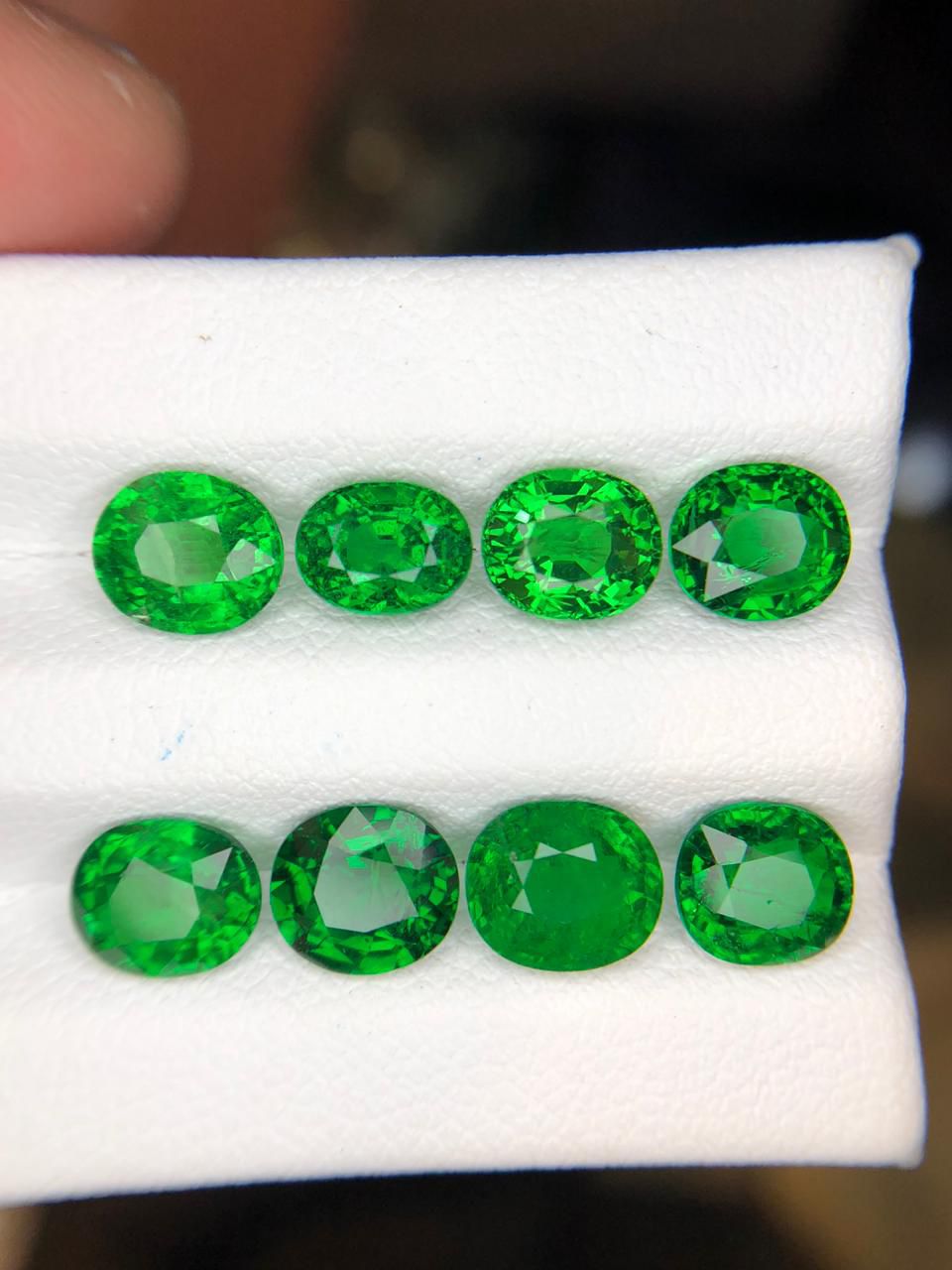 tsavorite garnet loose stone